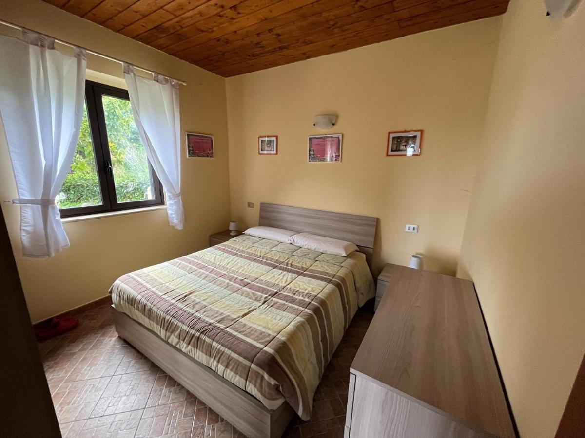 Goddess Yard Villa Tropea Bagian luar foto